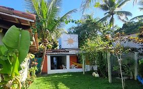 Casa ampla e muito arborizada!